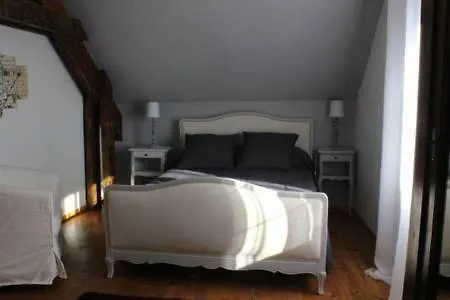 Perigord Pourpre Nyaraló *